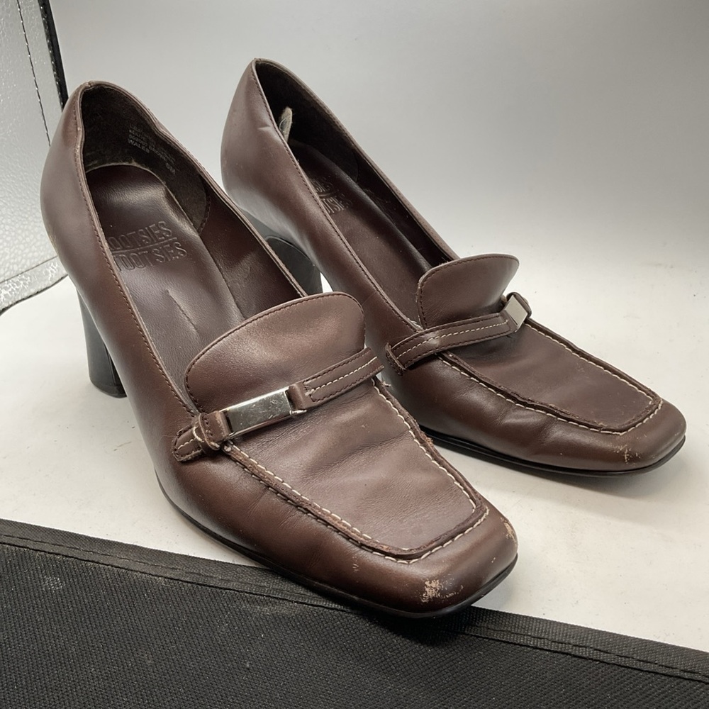 Mootsies Tootsies - Leather Slip On Heels - Size 6M - Brown